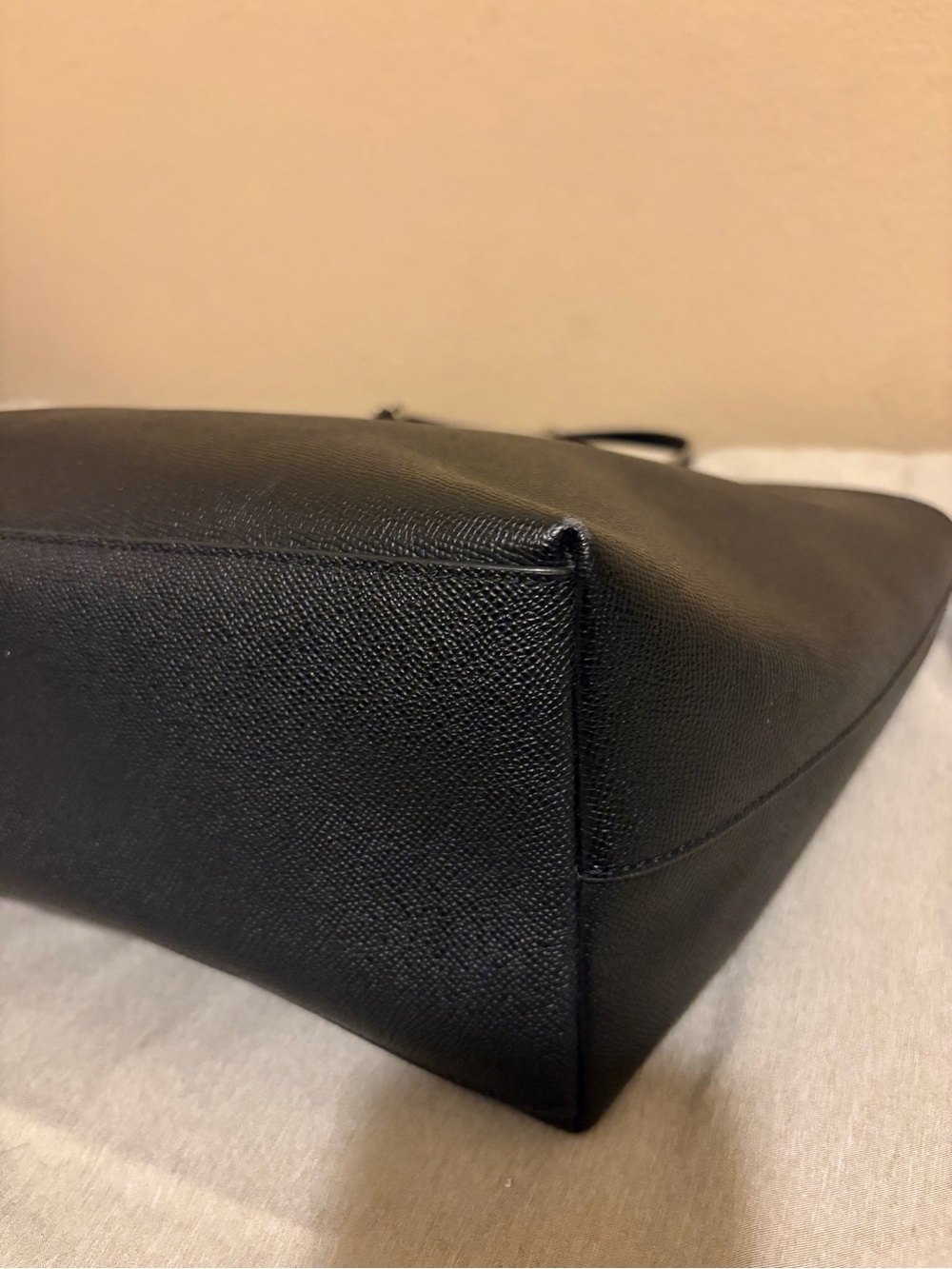 COACH Black Leather Tote Bag with Gold Hardware - Picture 12 of 12